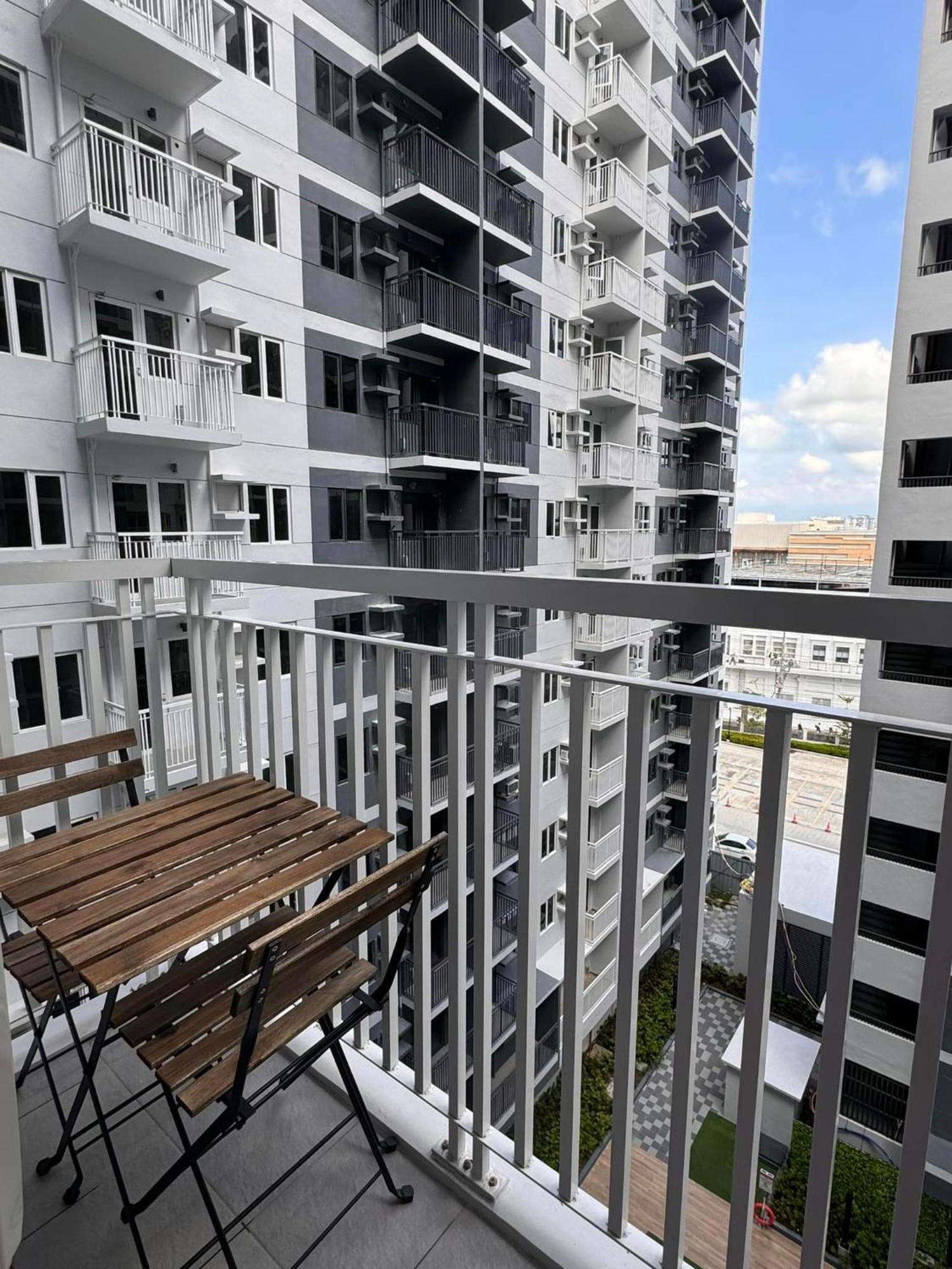 Style 823 - Style Residences Sm Apartment Iloilo City